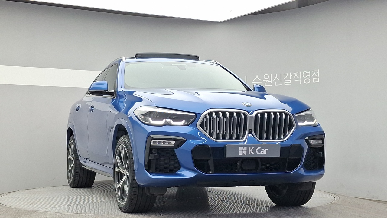 BMW X6 G06