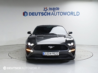 FORD MUSTANG 2020