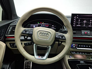 AUDI Q5 FY 2022