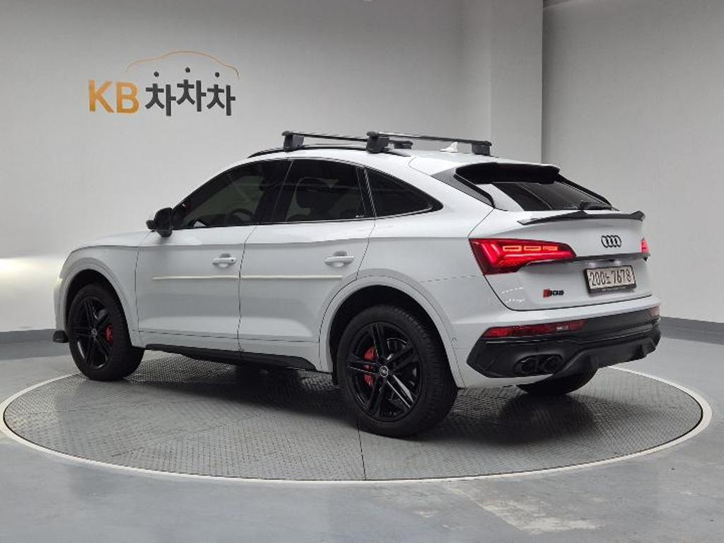AUDI Q5 FY 2022