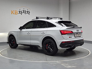 AUDI Q5 FY 2022