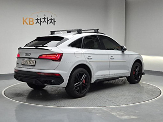 AUDI Q5 FY 2022
