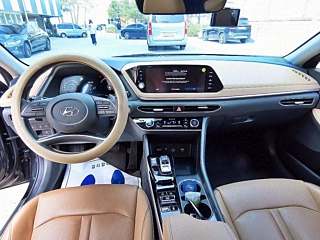 HYUNDAI SONATA DN8 2019