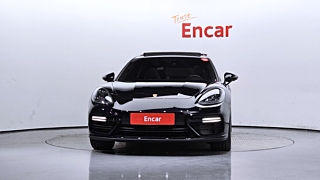 PORSCHE PANAMERA 971 2018