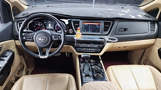 KIA CARNIVAL 2020