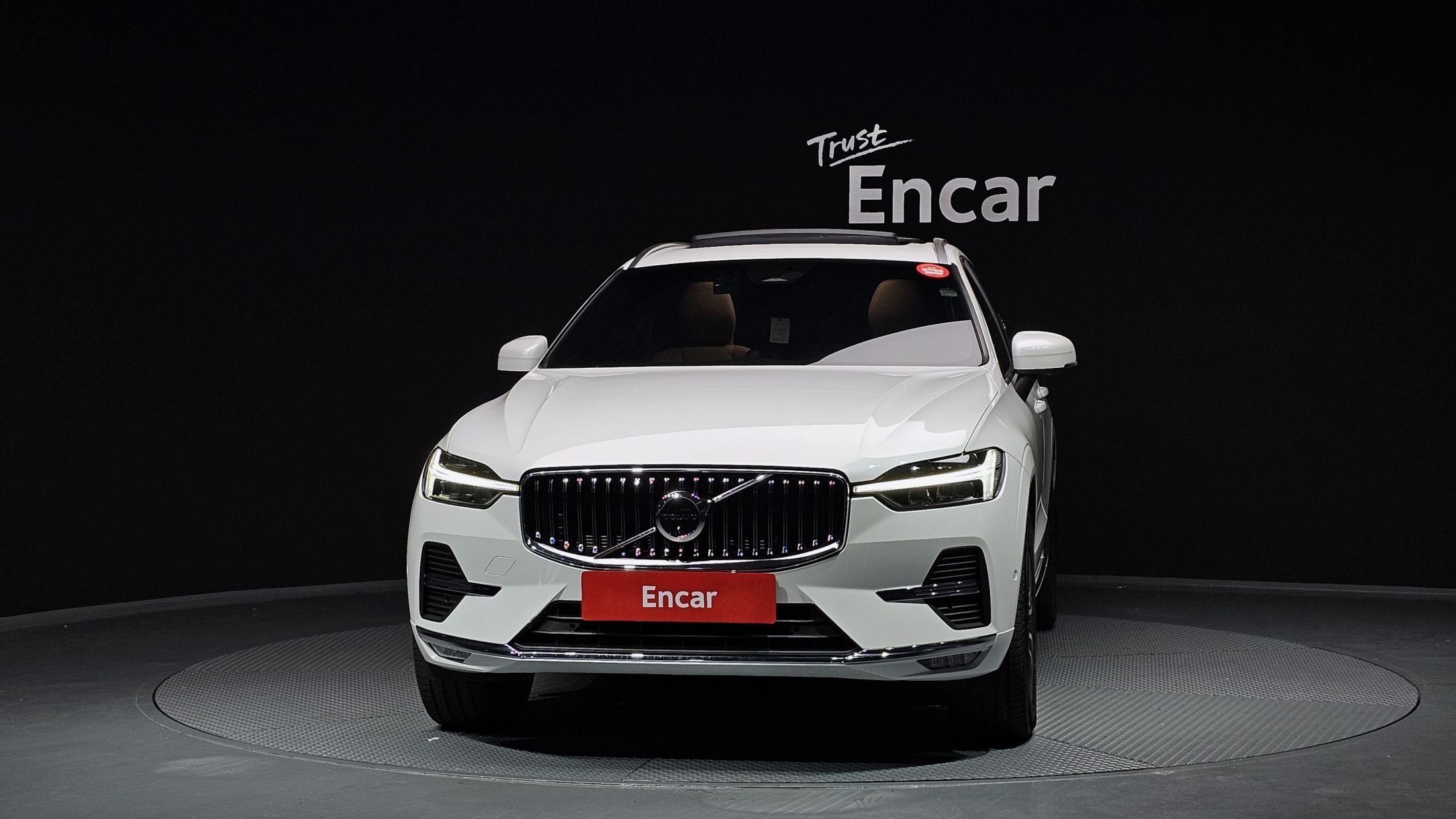 VOLVO XC60 2024