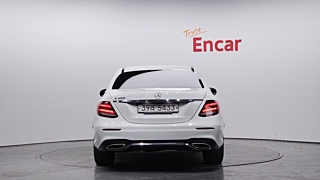 MERCEDES BENZ E-CLASS W213 2018