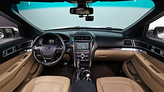 FORD EXPLORER 2017