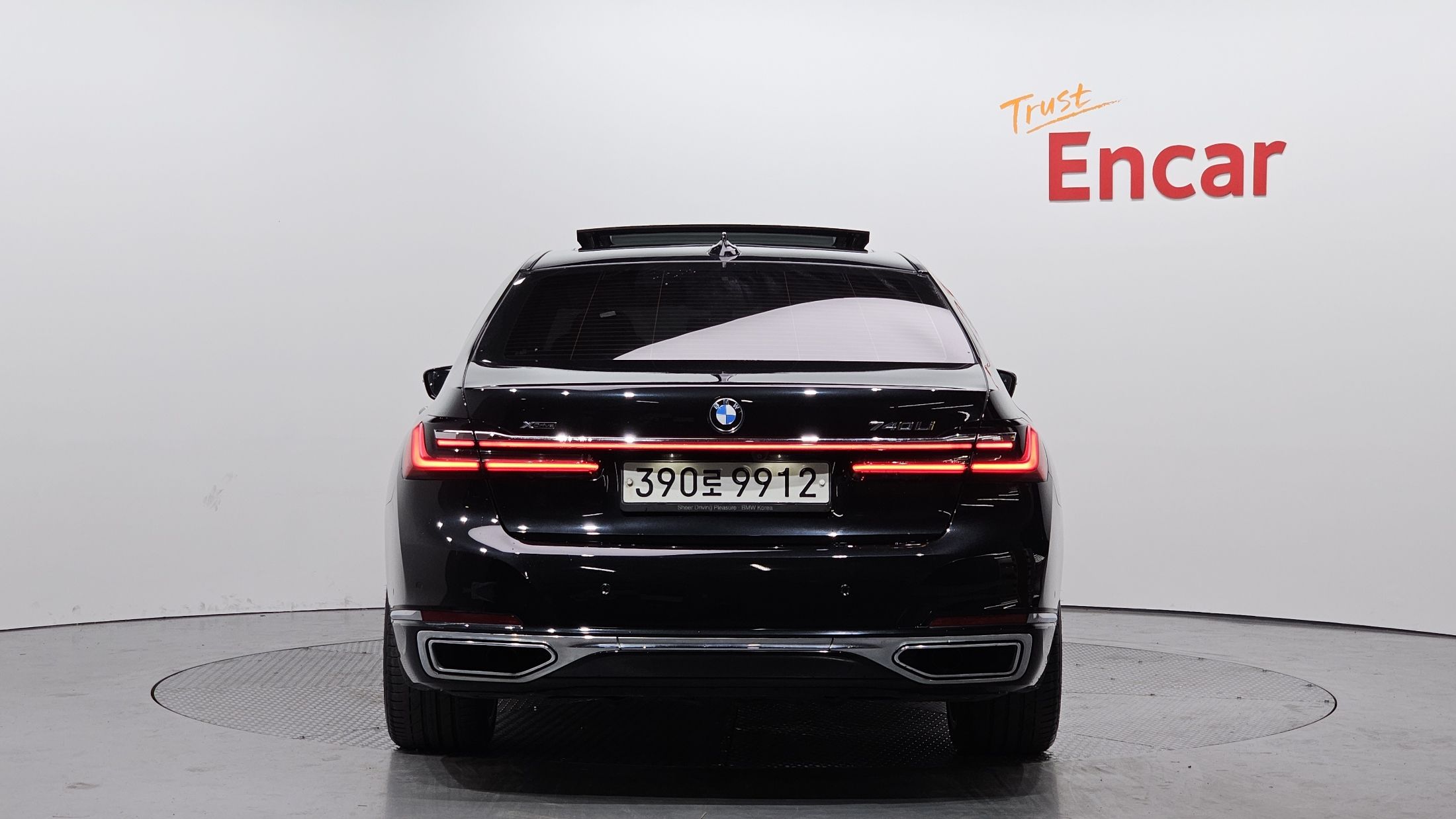 BMW 7-SERIES G11