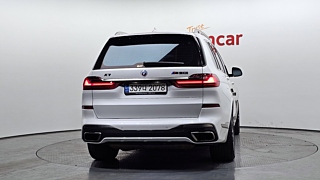 BMW X7 G07 2022