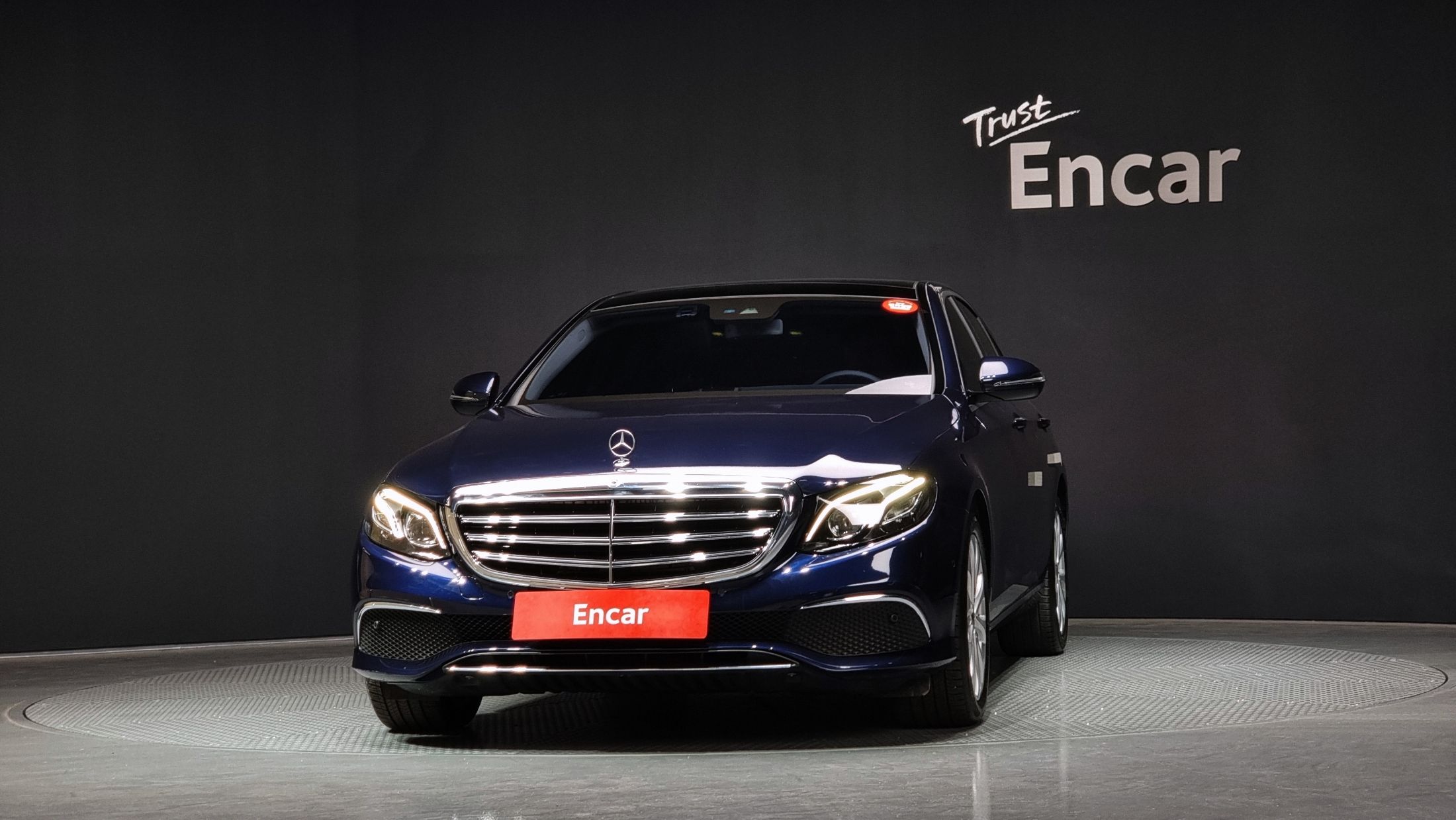 MERCEDES BENZ E-CLASS W213 2019