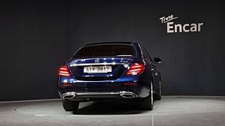 MERCEDES BENZ E-CLASS W213 2019