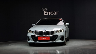 BMW 5-SERIES G60 2024