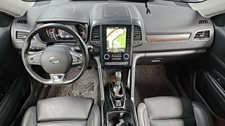 SAMSUNG QM6 2019