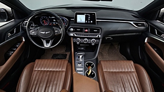 GENESIS G70 2019