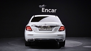 MERCEDES BENZ E-CLASS W213 2017