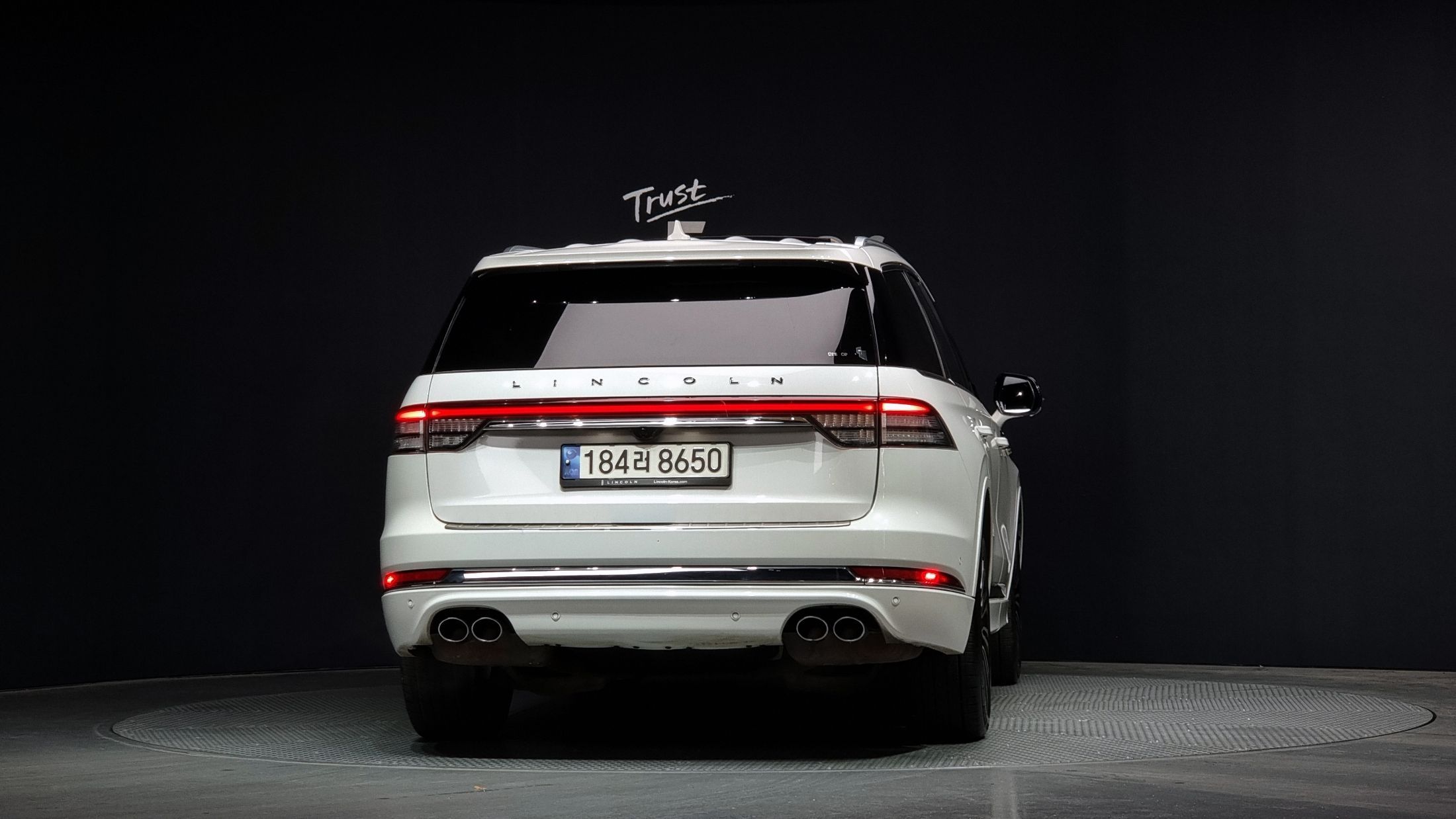 LINCOLN AVIATOR