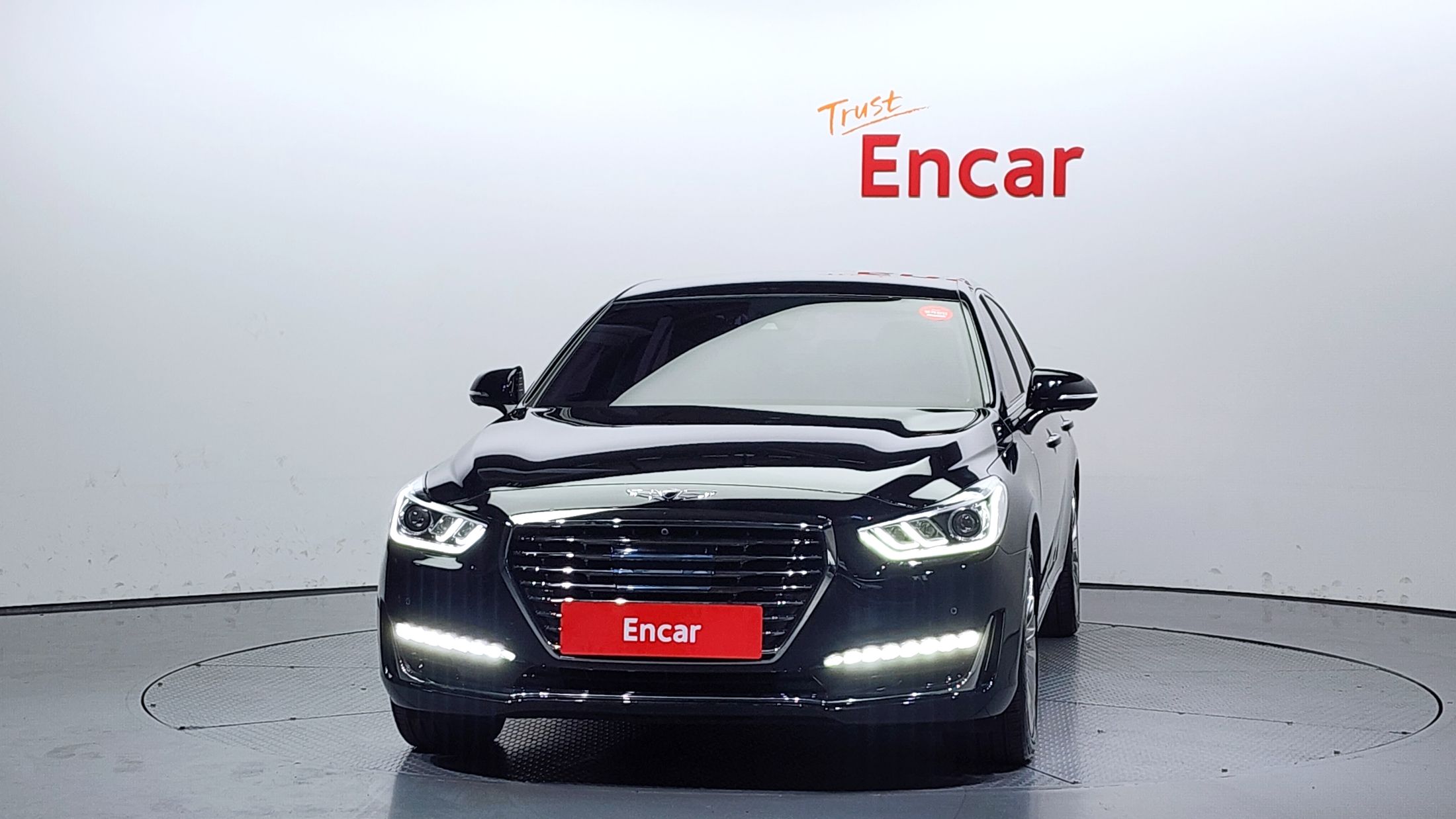 GENESIS EQ900 2016