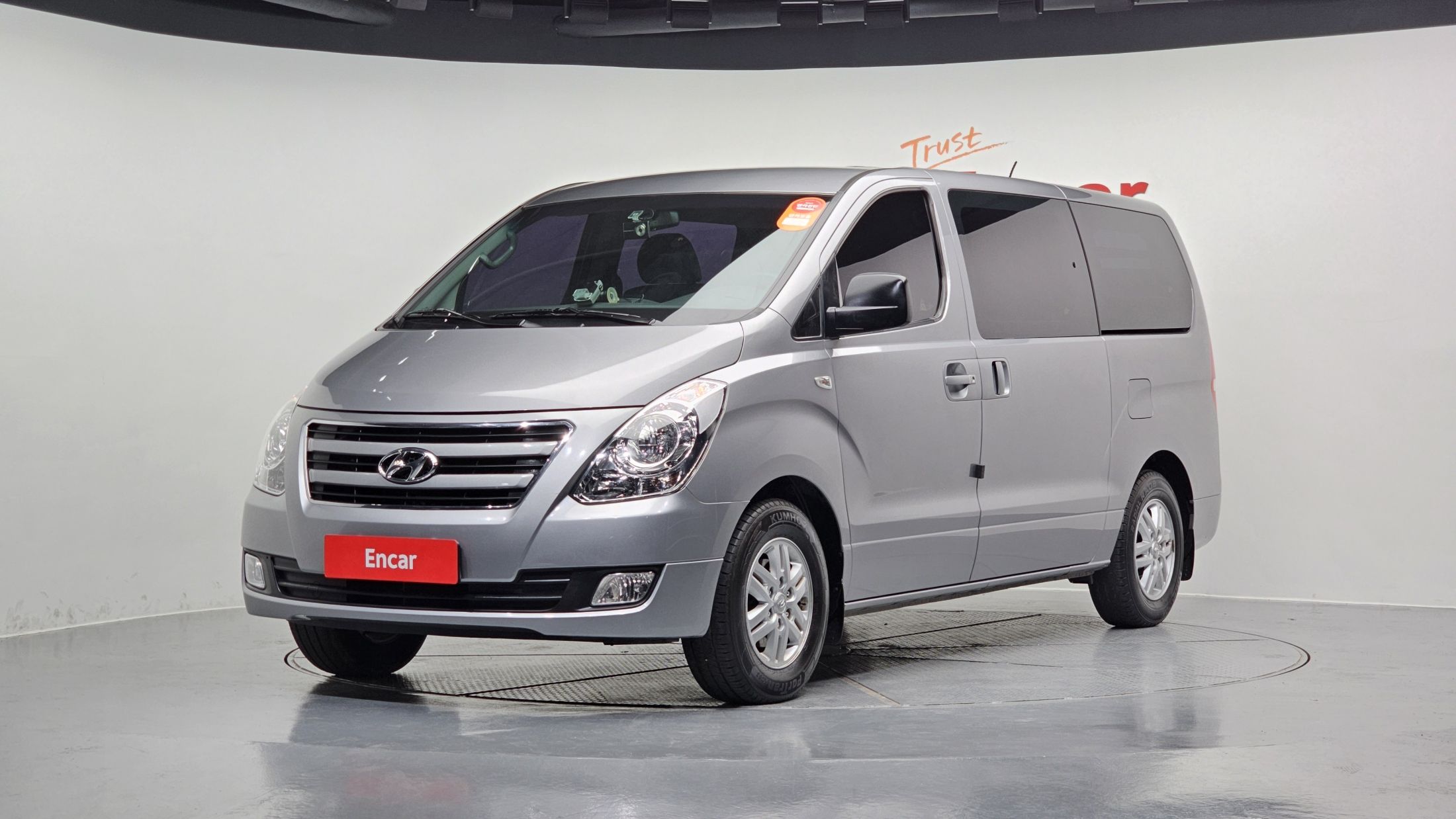 HYUNDAI STAREX GRAND