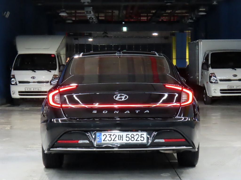 HYUNDAI SONATA DN8 2020