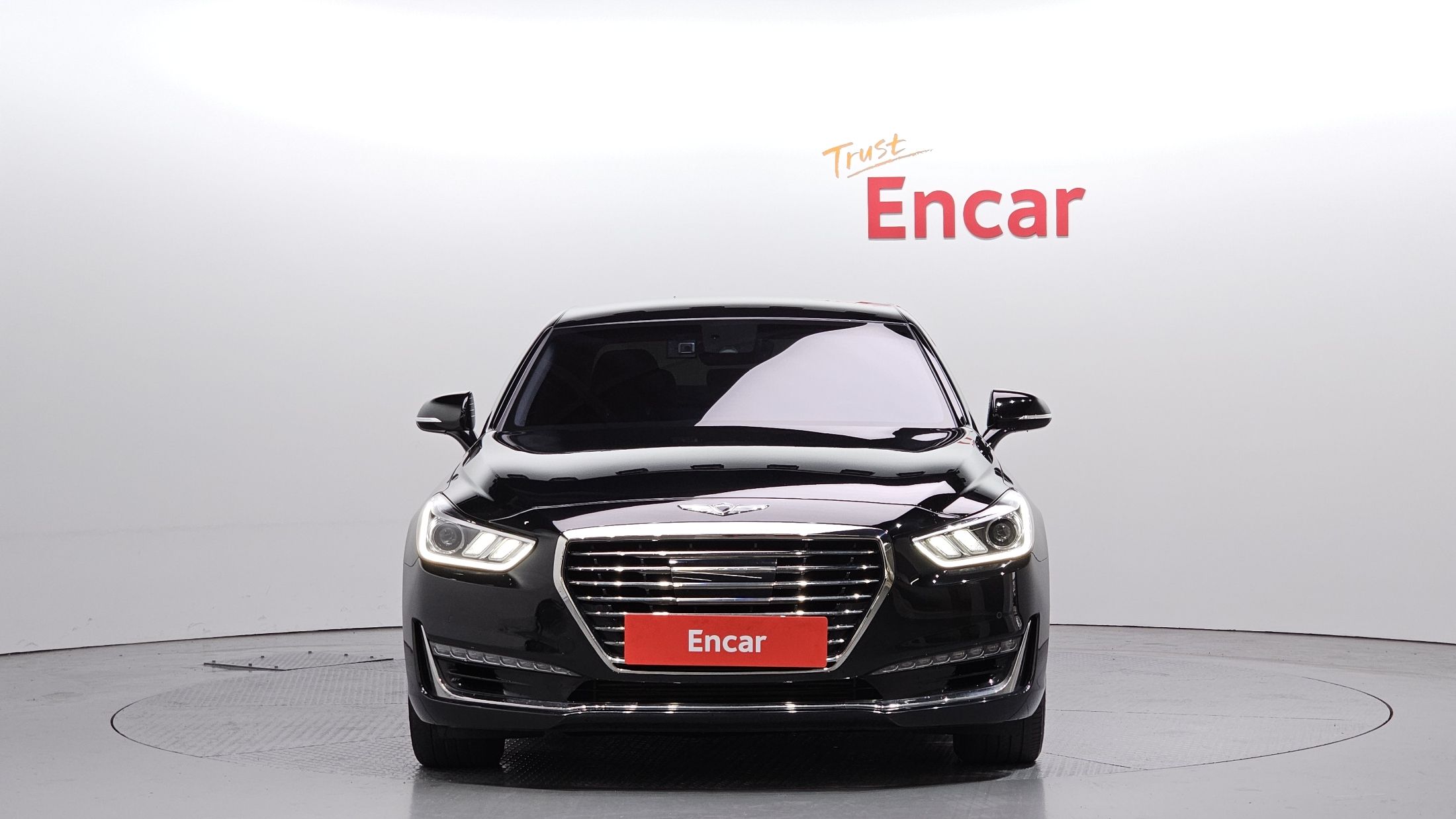 GENESIS EQ900 2016