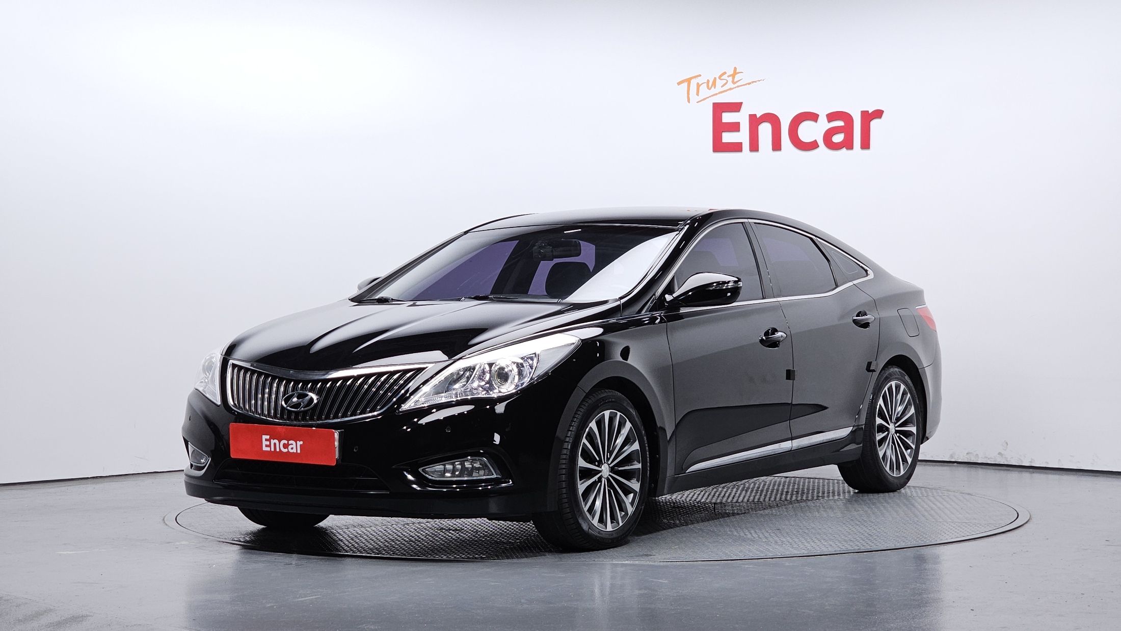 HYUNDAI GRANDEUR HG 2013