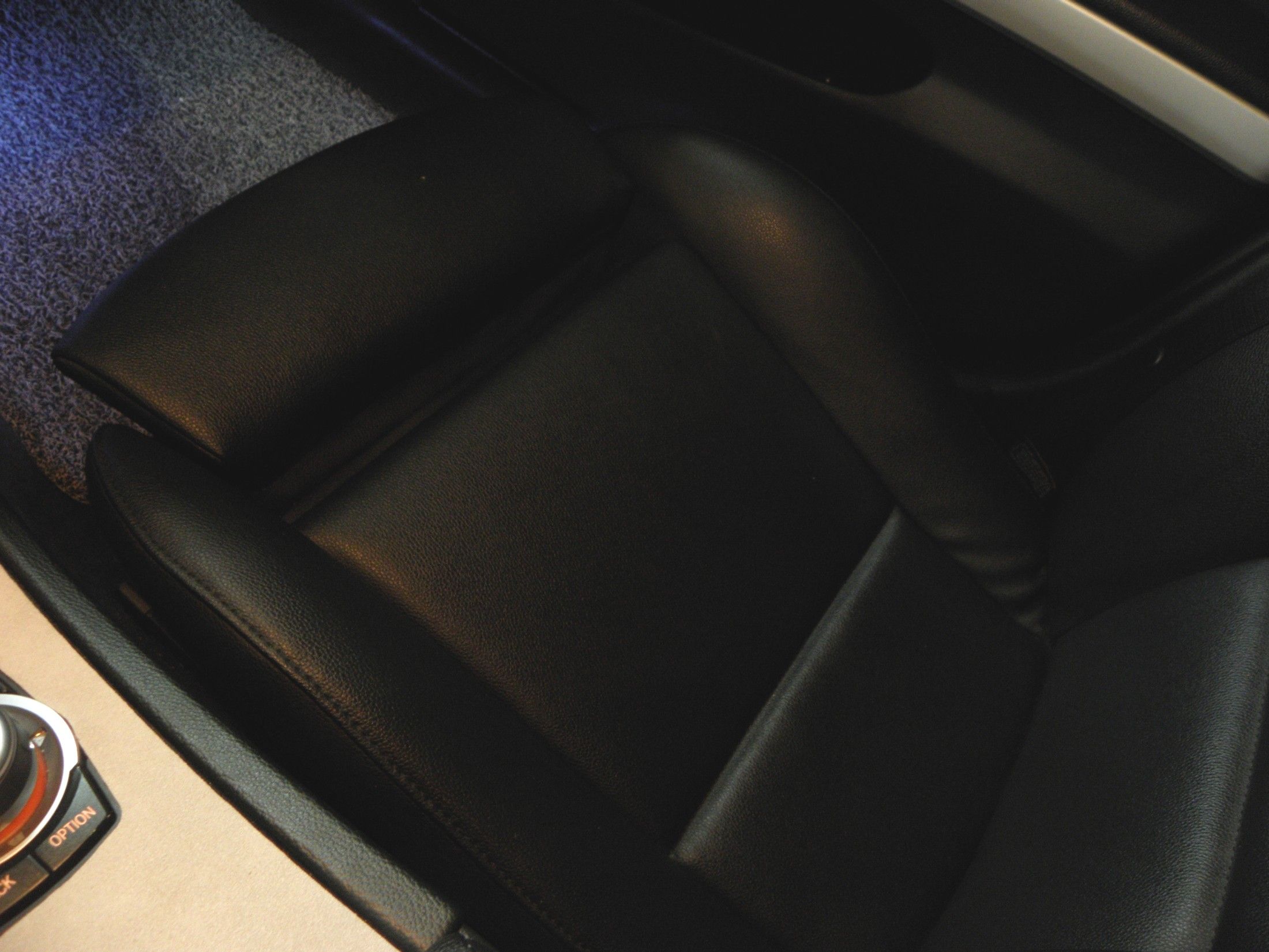 BMW 3-SERIES E90 2011