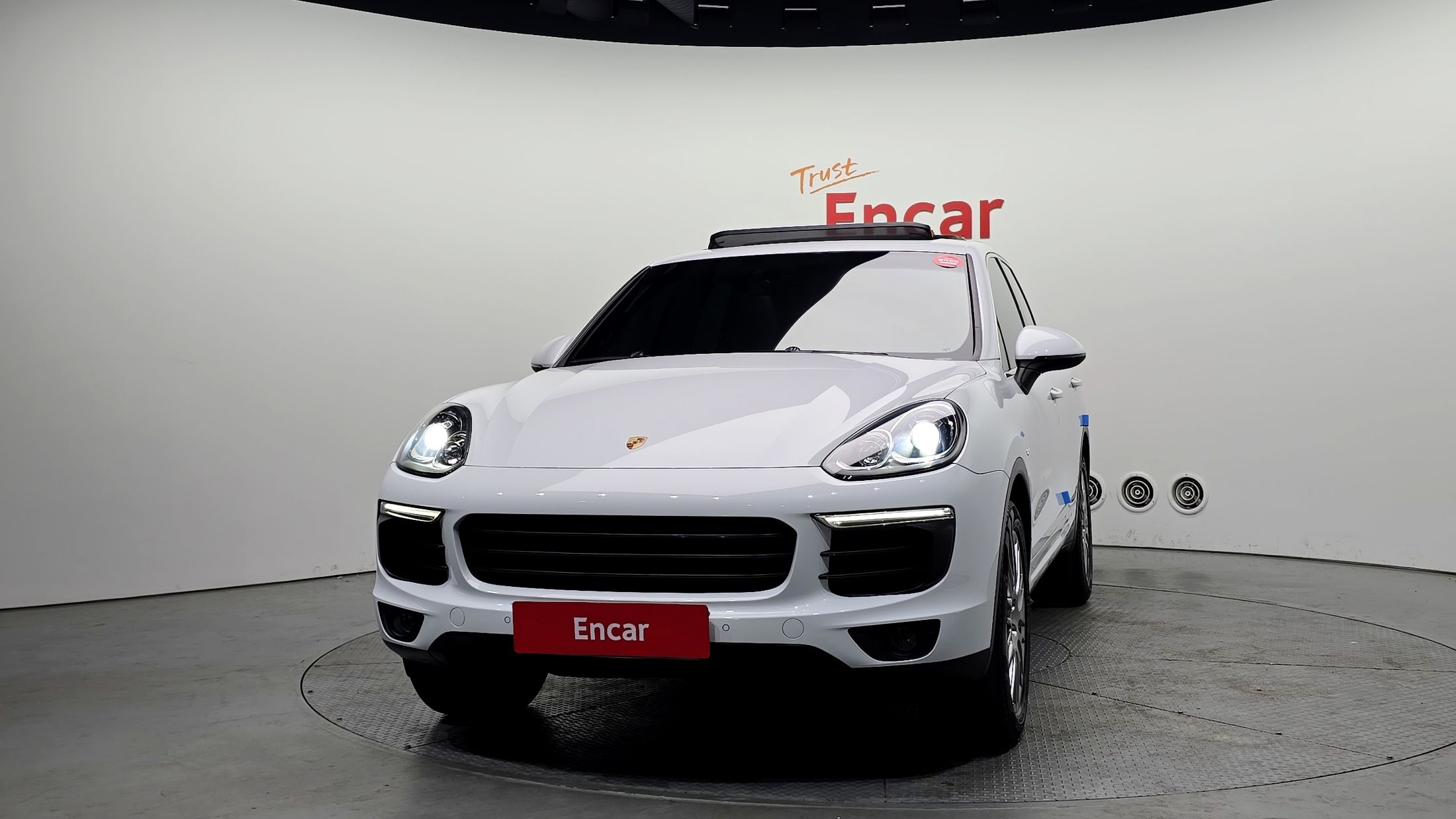 PORSCHE CAYENNE 2016