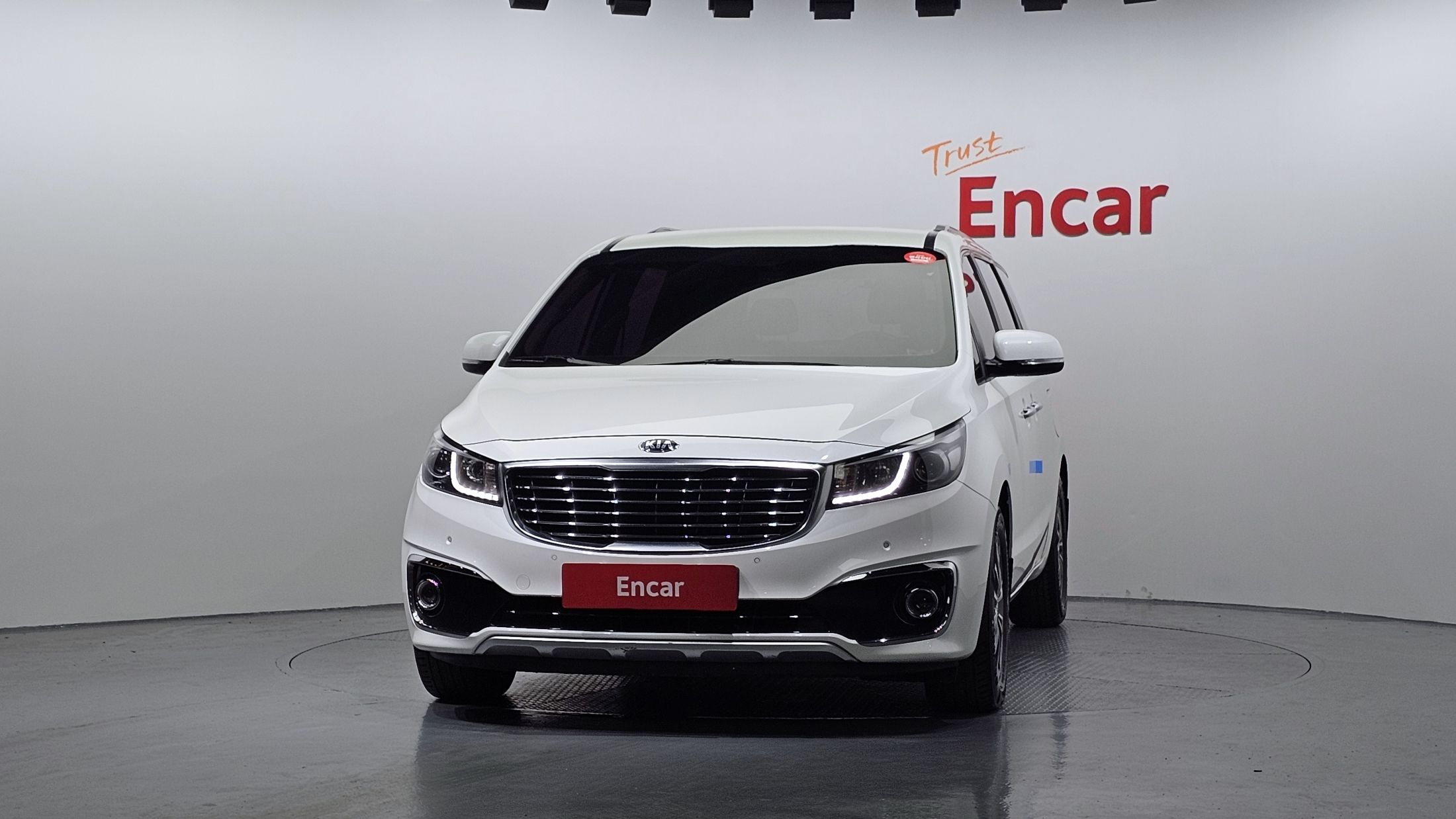 KIA CARNIVAL 2016