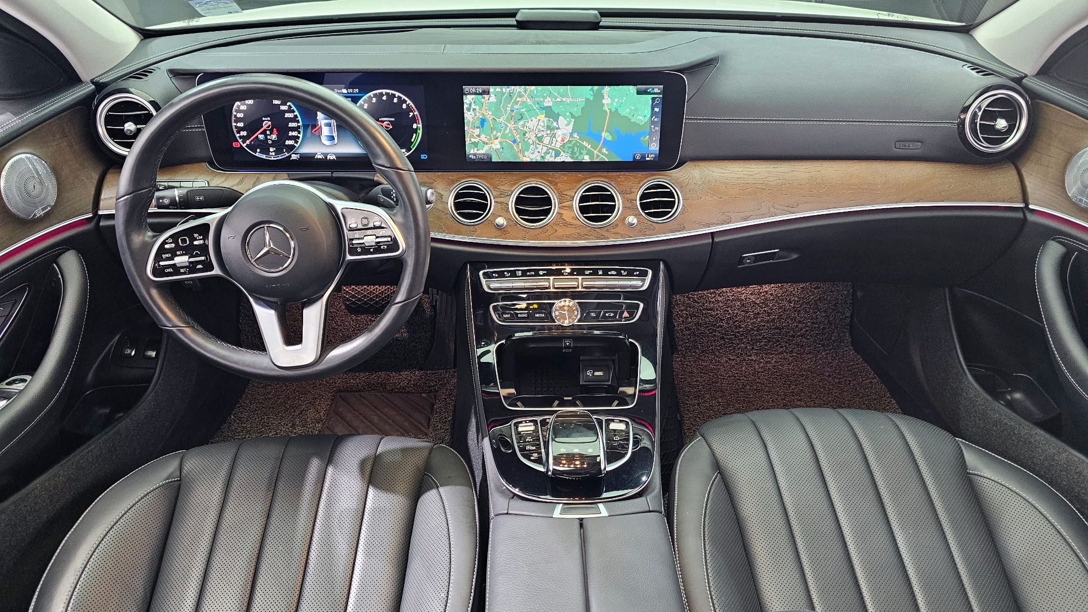 MERCEDES BENZ E-CLASS W213