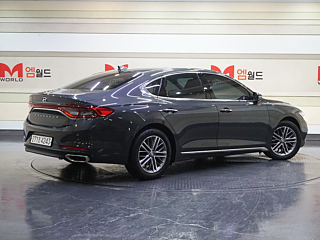HYUNDAI GRANDEUR IG 2017