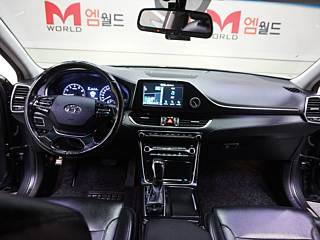 HYUNDAI GRANDEUR IG 2017