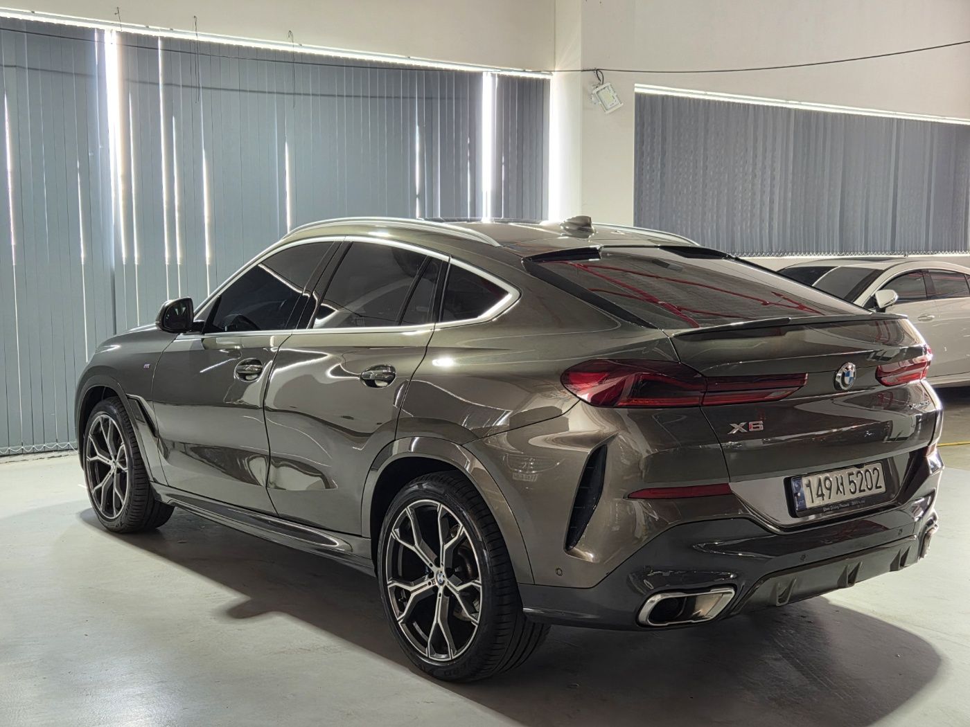 BMW X6 G06