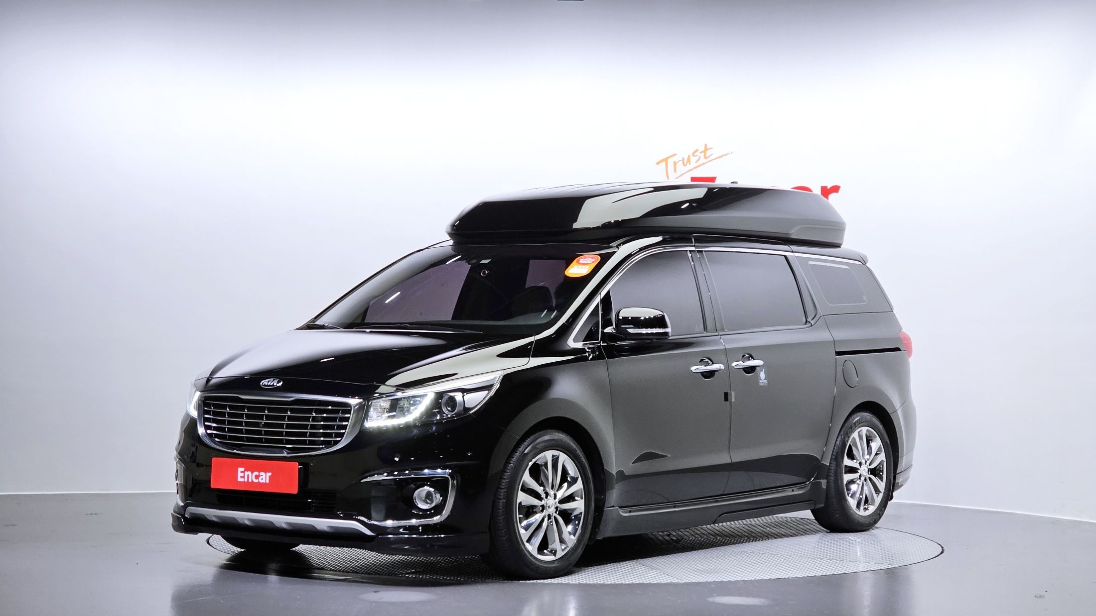KIA CARNIVAL 2018