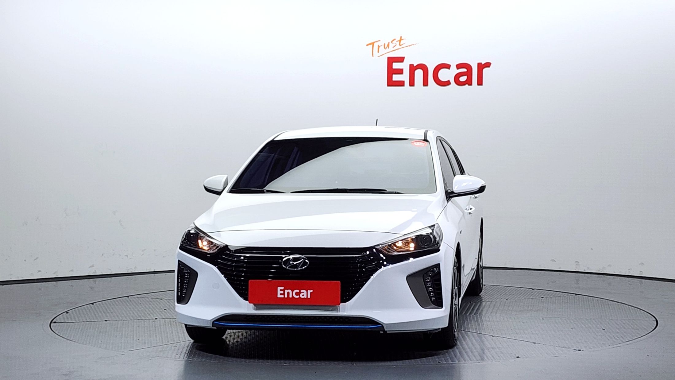 HYUNDAI IONIQ HYBRID 2016