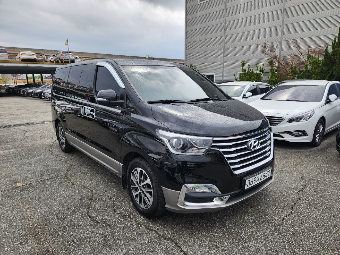 HYUNDAI STAREX GRAND