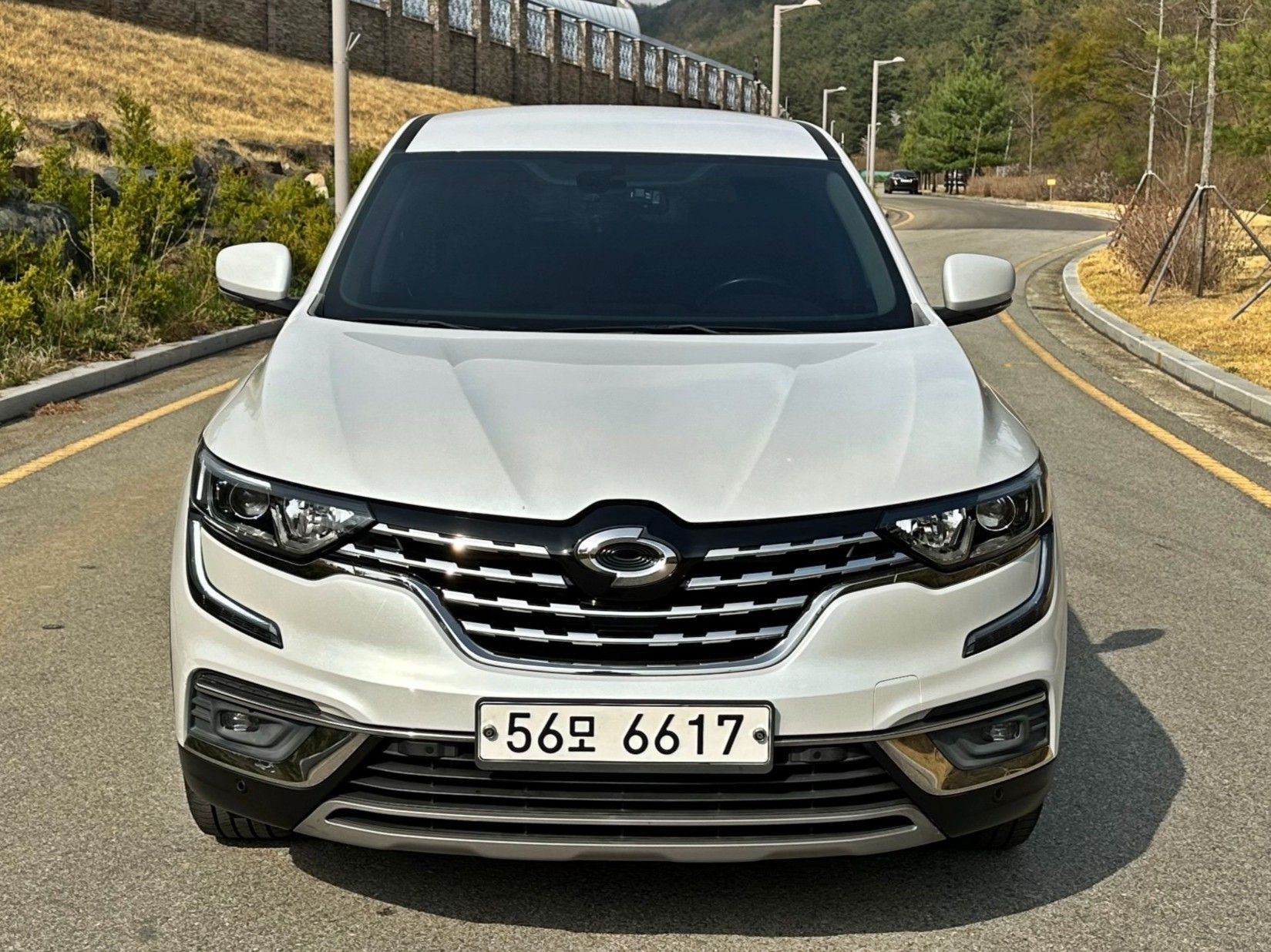 SAMSUNG QM6 2019