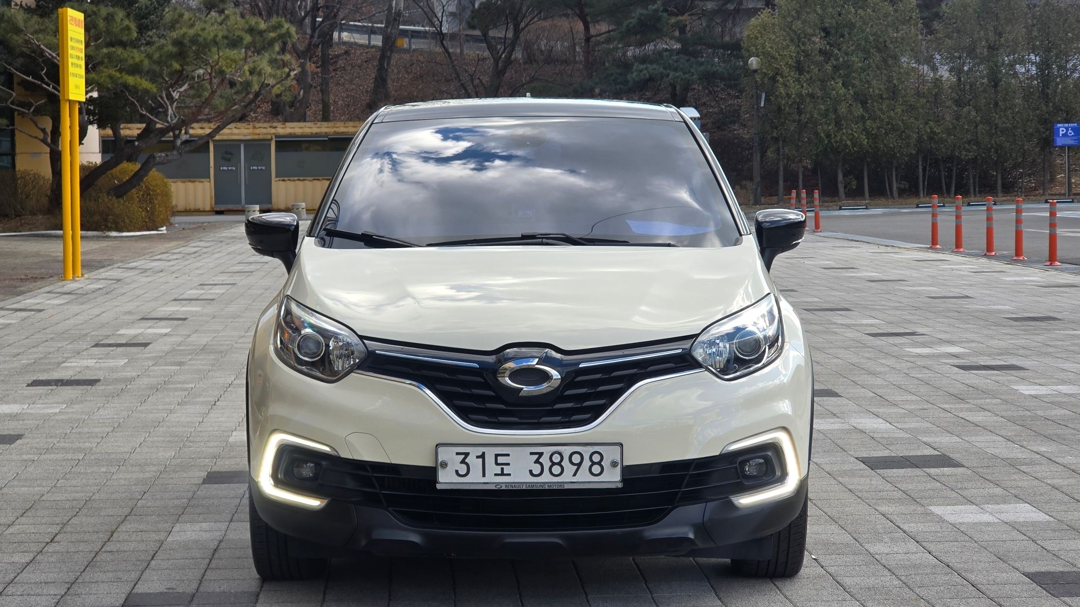 SAMSUNG QM3 2019