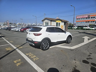 KIA STONIC 2017