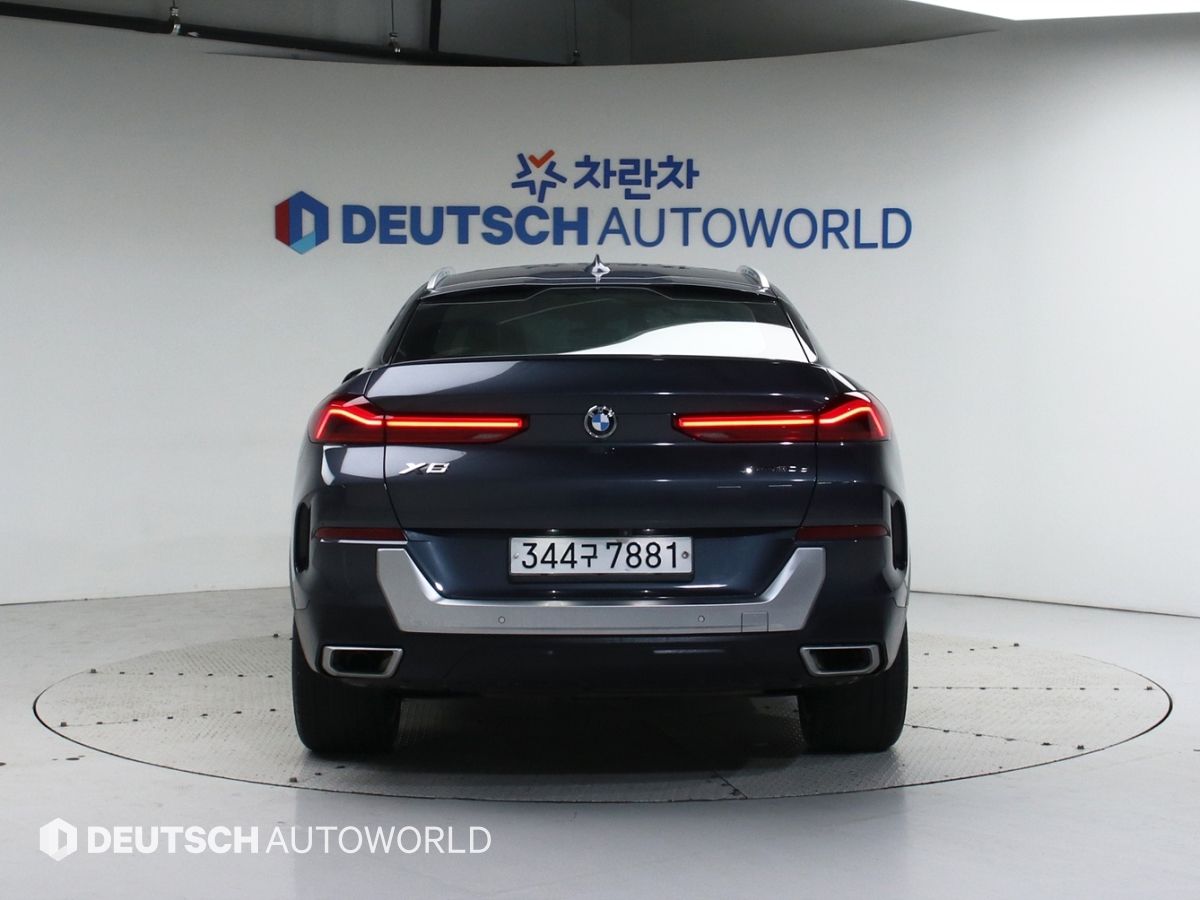 BMW X6 G06