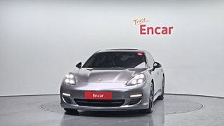 PORSCHE PANAMERA 2010