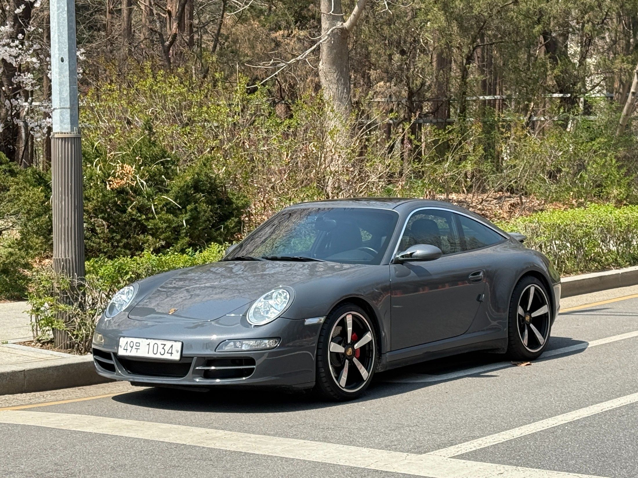 PORSCHE 911