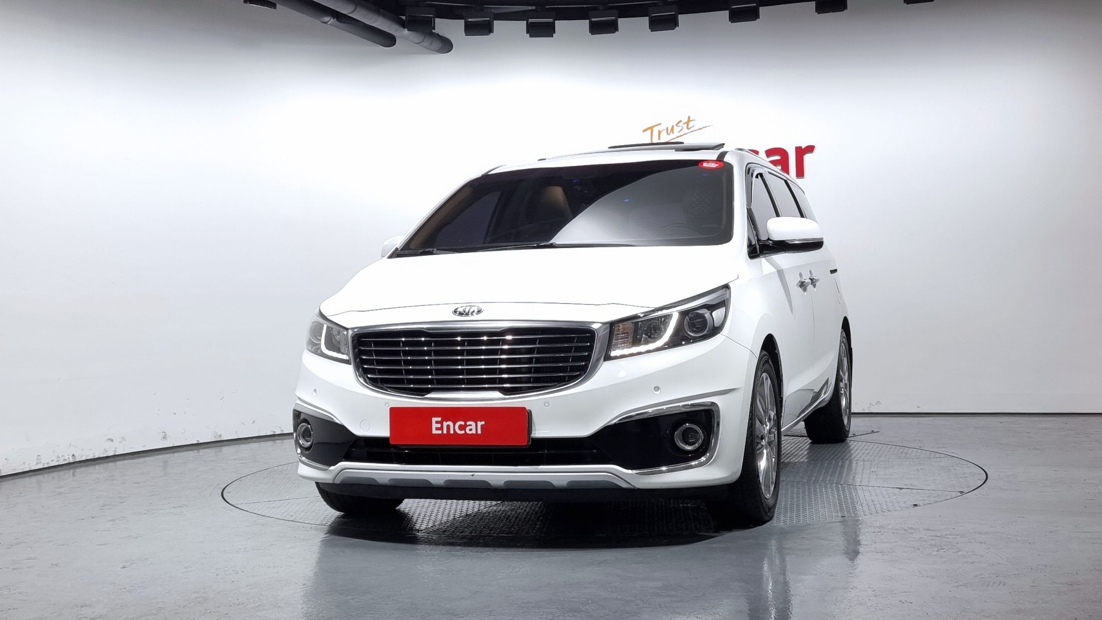 KIA CARNIVAL 2017
