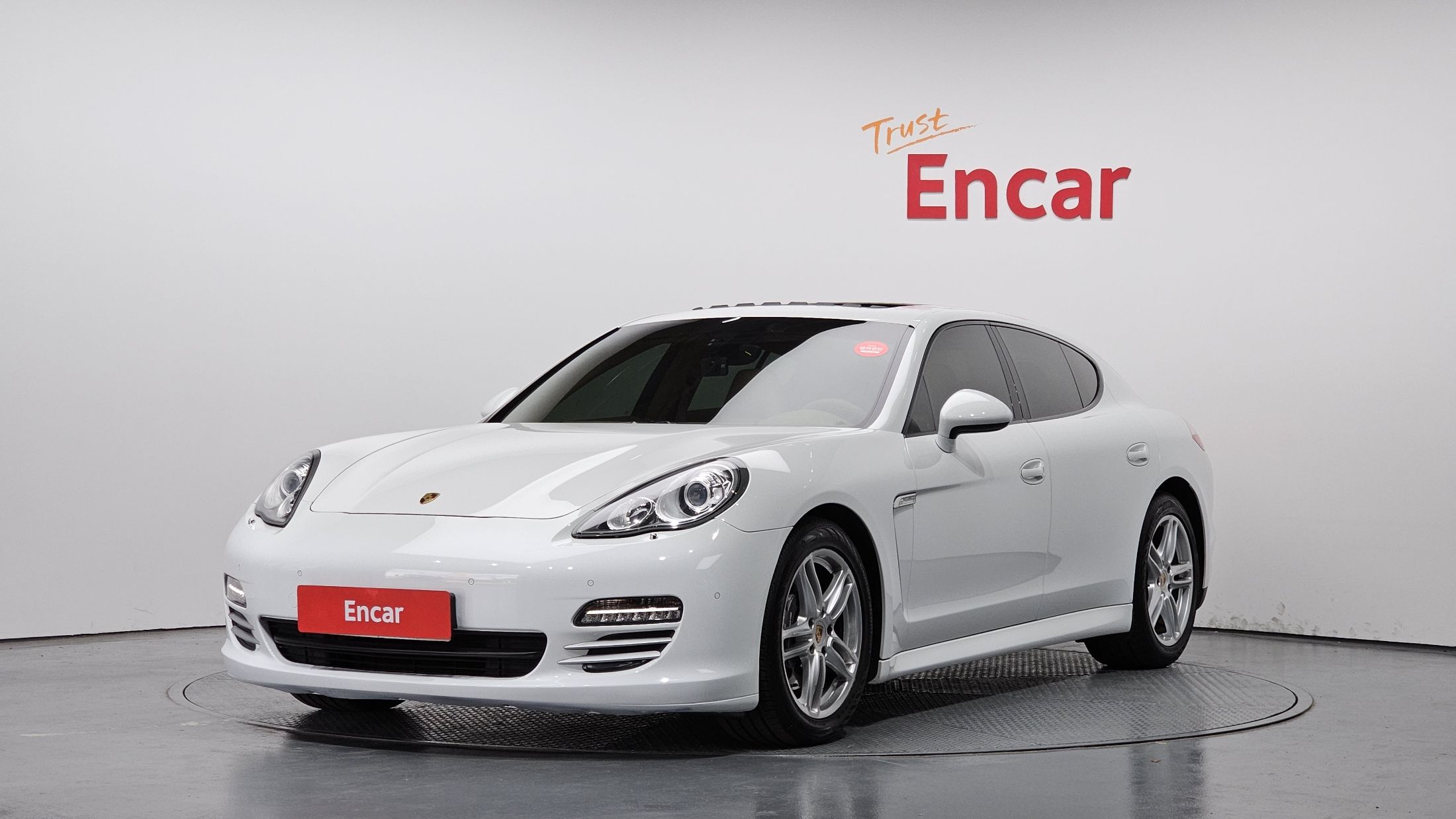 PORSCHE PANAMERA 2012