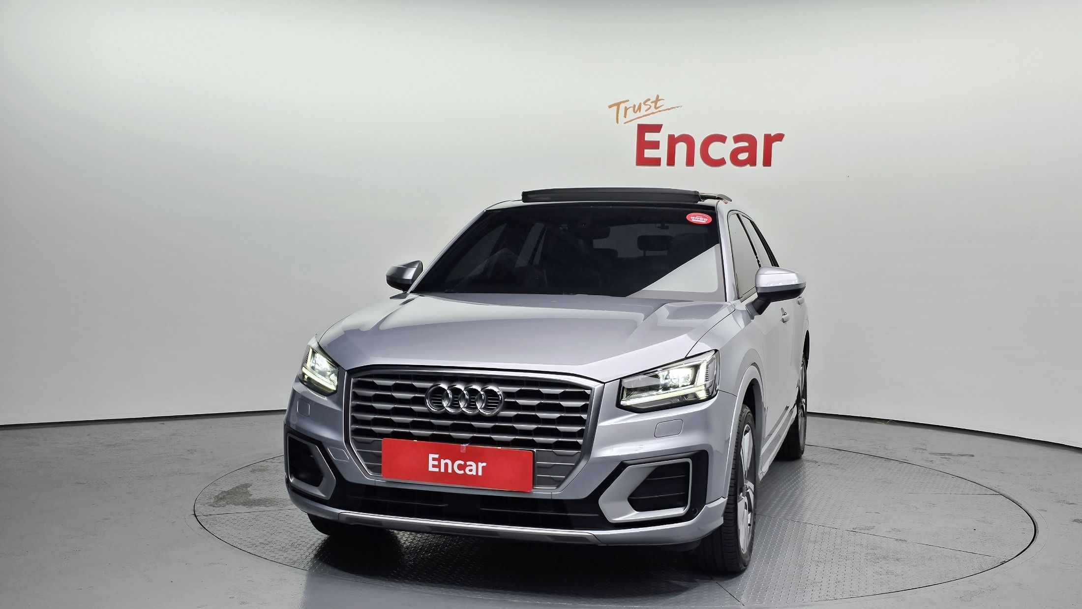 AUDI Q2