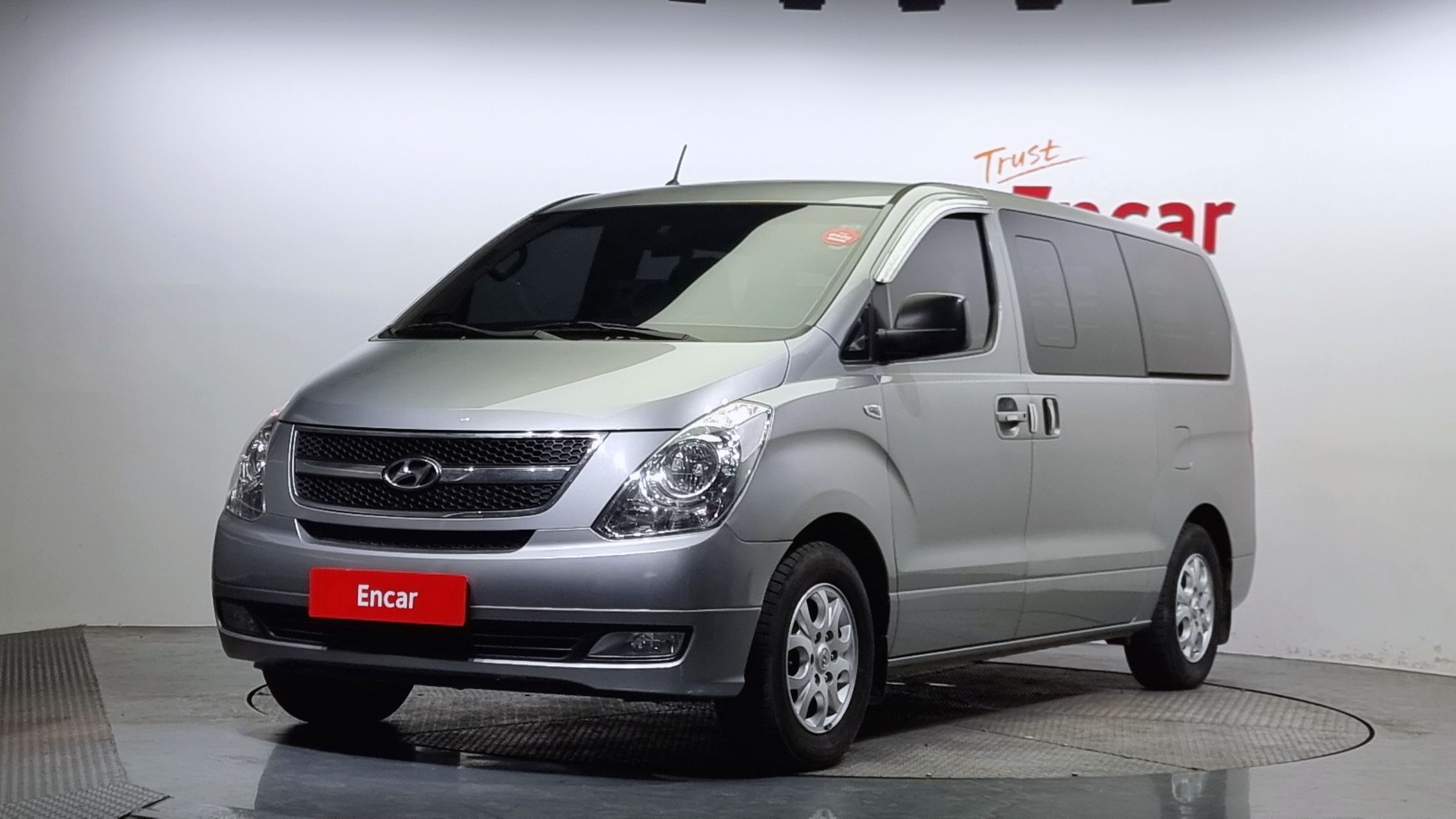 HYUNDAI STAREX GRAND