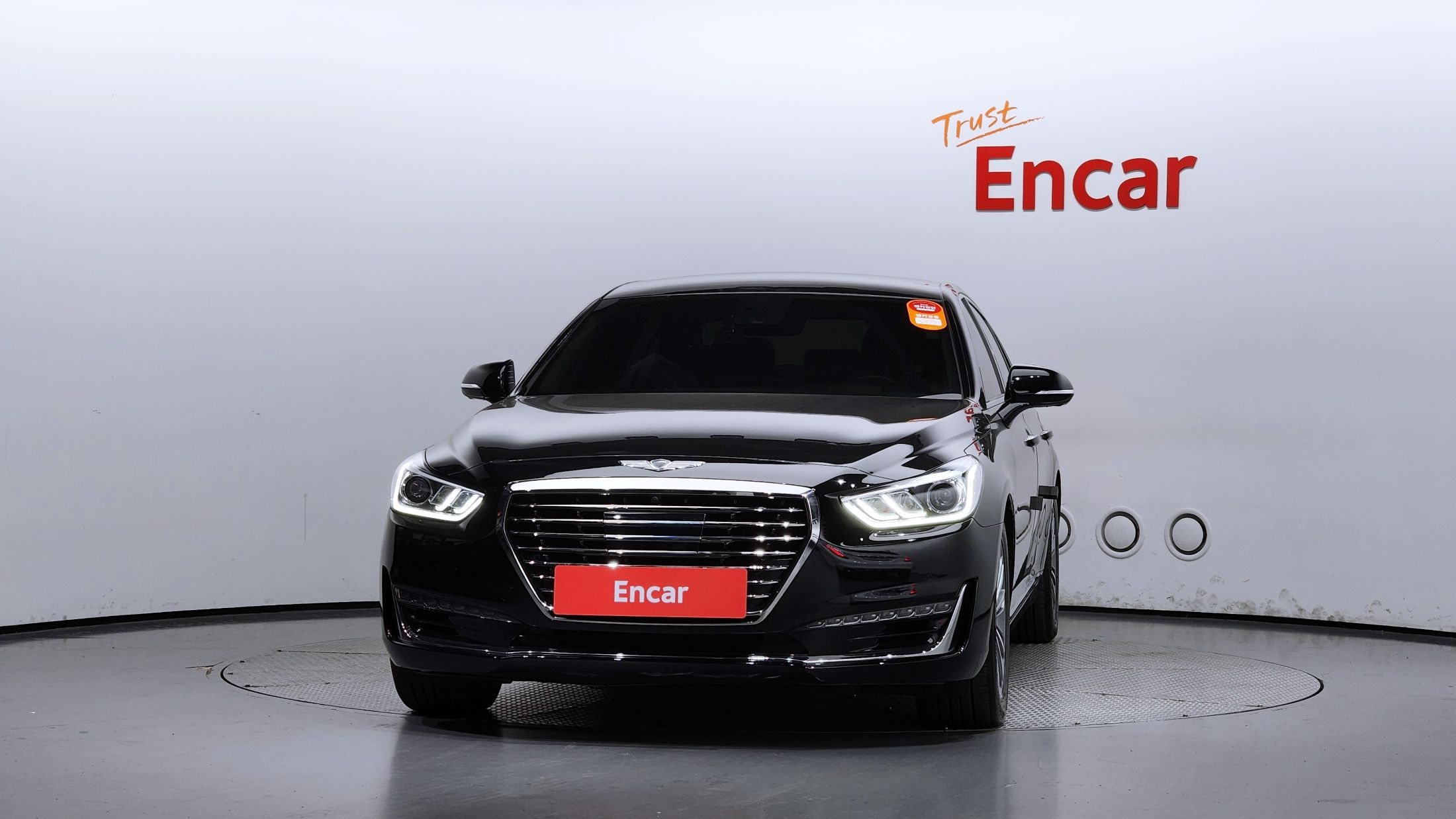 GENESIS EQ900 2016
