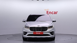 KIA CARNIVAL 2018