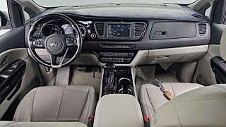 KIA CARNIVAL 2018