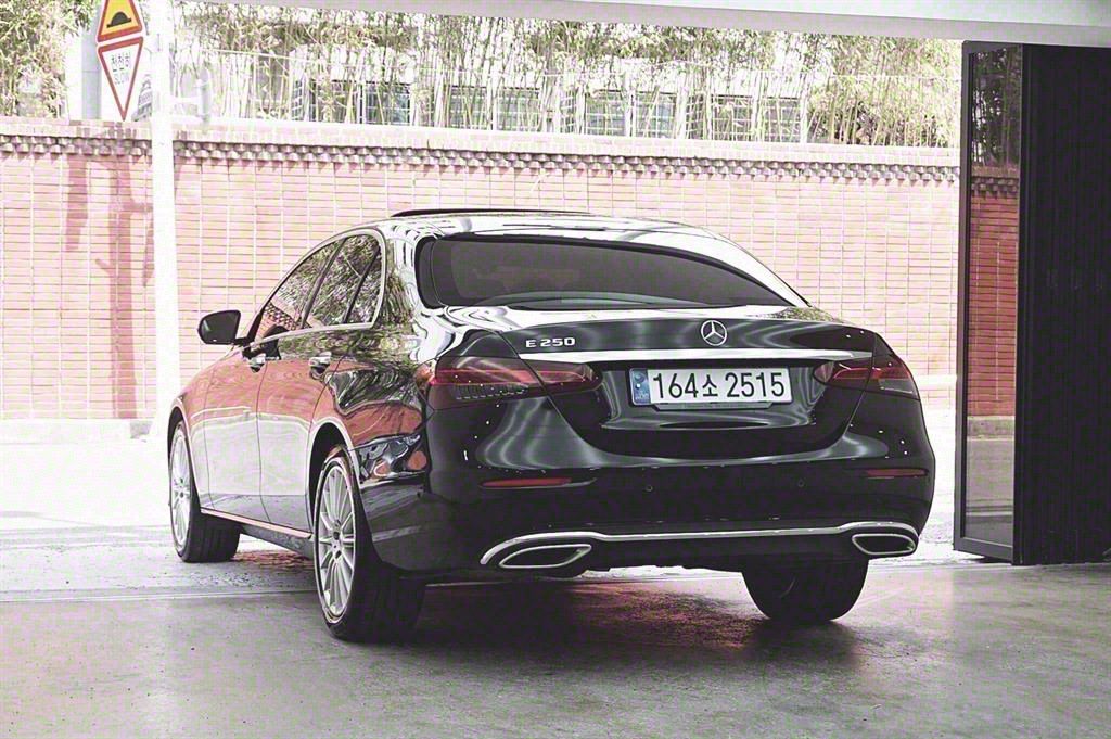 MERCEDES BENZ E-CLASS W213